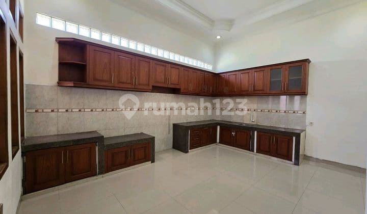 Rumah Cantik Sayap Bkr