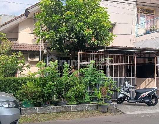 Rumah Dalam Komplek Kawaluyaan Bandung