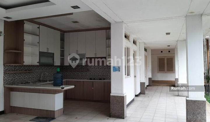 Heritage House in the Center of Bandung City