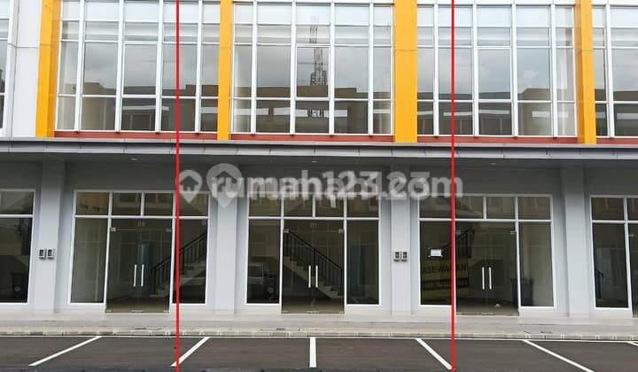 Ruko Magna Commercial, Sumarecon, kawasan ideal bagi berbagai jenis bisnis, dikelilingi perumahan dan area industri Akses mudah dari exit tol Gedebage