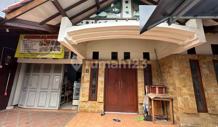 Rumah Hoek di Sarijadi Bandung Utara. Lokasi Dekat Pasar Dan Tol Pasteur