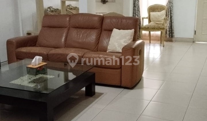 Rumah 2 Lantai Nyaman Dihuni di Kota Wisata Cibubur LT 144 LB 200