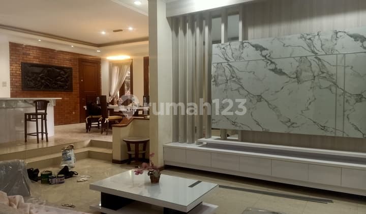 Rumah di Pupuk Lux Full Furnished Dekat Mall E Walk Kolam Renang