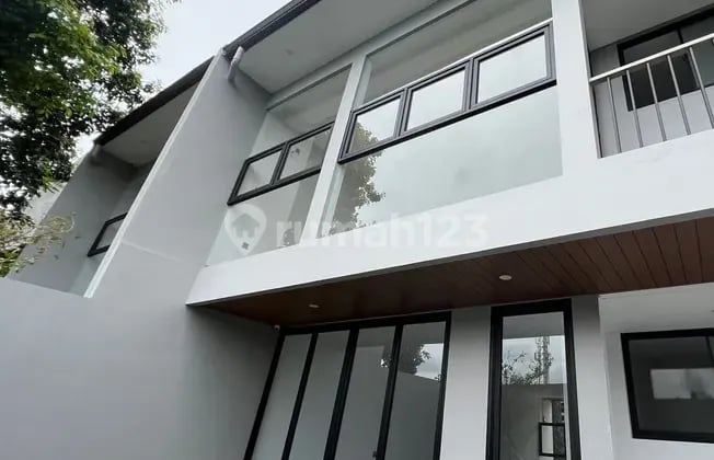 Dijual Rumah Baru Babakan Jeruk Pasteur Bandung