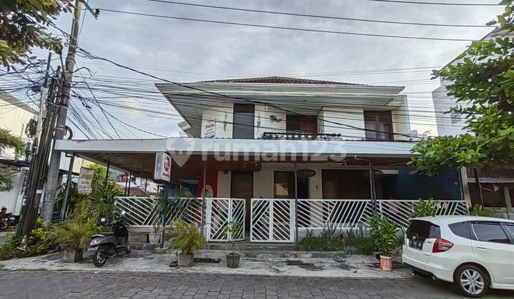 Rumah dan Cafe Strategis di Taman Griya Jimbaran