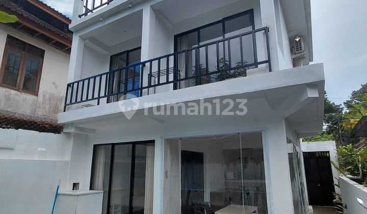 English translation:
"Fully Furnished Villa at Gedong Sari Mumbul, Nusa Dua"