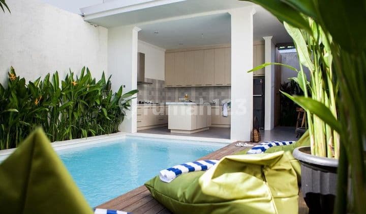 Rumah Villa Area Pantai Jimbaran