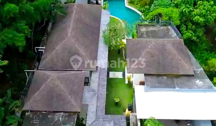 Luxury 5-Bedroom Villa at Puri Gading, Balangan Beach, Jimbaran