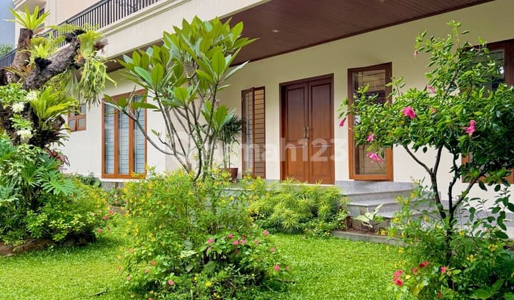 Rumah Baru Mewah Siap Huni Lokasi Strategis