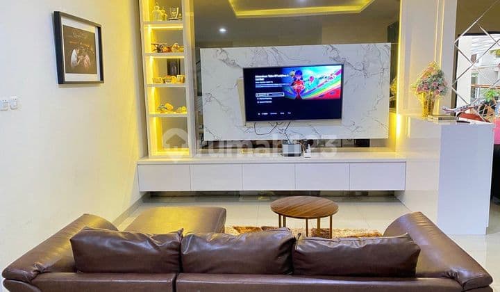 Rumah cantik dlm townhouse di Lebak Bulus 2 lantai, SHM Bagus Rumah