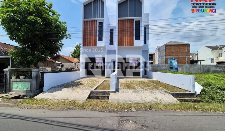 Dijual Ruko 2 Lantai Siap Huni di Kawasan Bisnis Jl. Kepiting - Banyuwangi