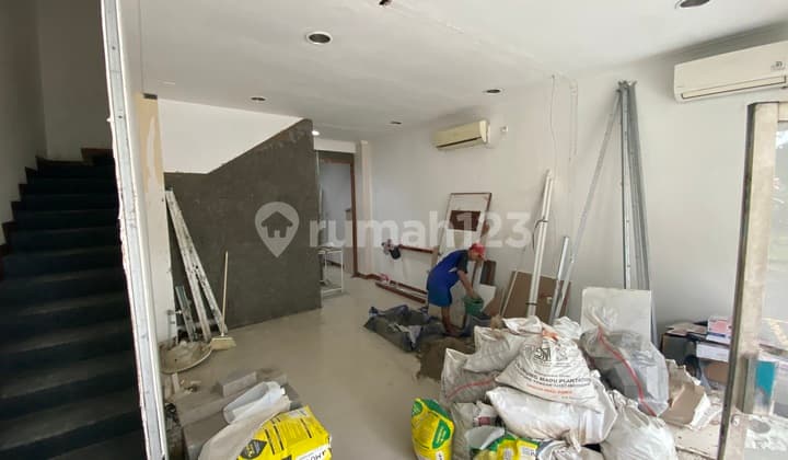 Nice Shop House in Pondok Indah Area