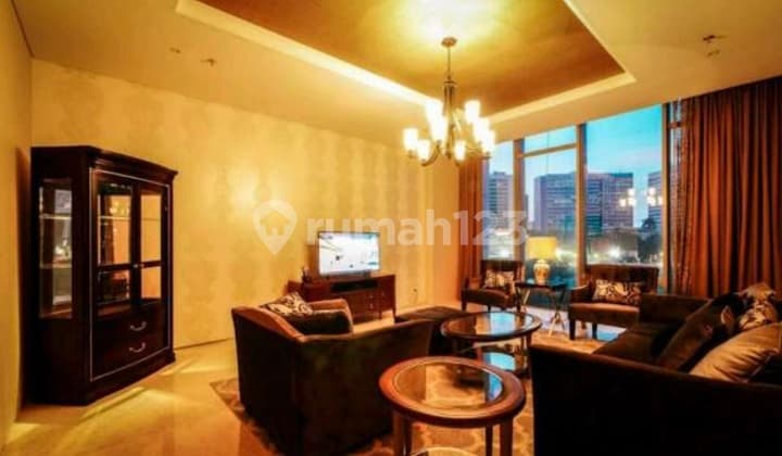 Apartemen Senopati Suites 2, 3br, 210sqm, Private Lift