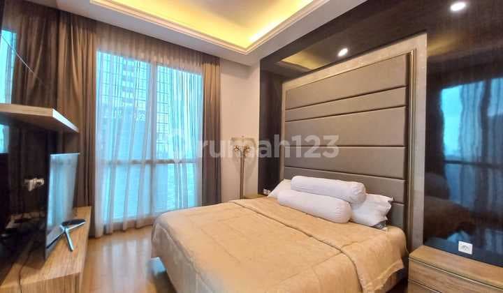 Apartemen Residence 8, 3br, 180sqm, Tower 2, Furnished