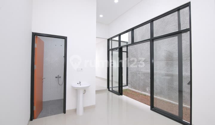 Brand New House At Cipayung Area