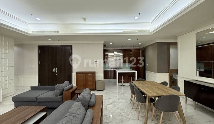 Apartemen Botanica, 3Br, 225Sqm, Furnished, Usd4000/Month