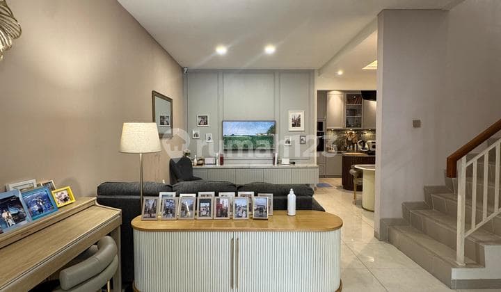 Dijual Rumah 2 LT Semi Furnish Nara Village - Gading Serpong