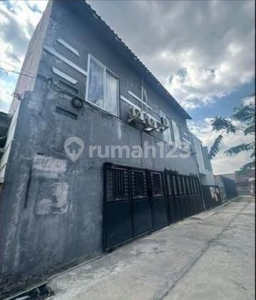 Rumah Kos Putri Exlusive Full Furnished di Fajar Indah