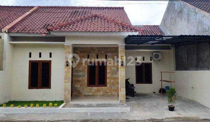 Rumah Strategis Dekat Pintu Tol Ngemplak Solo