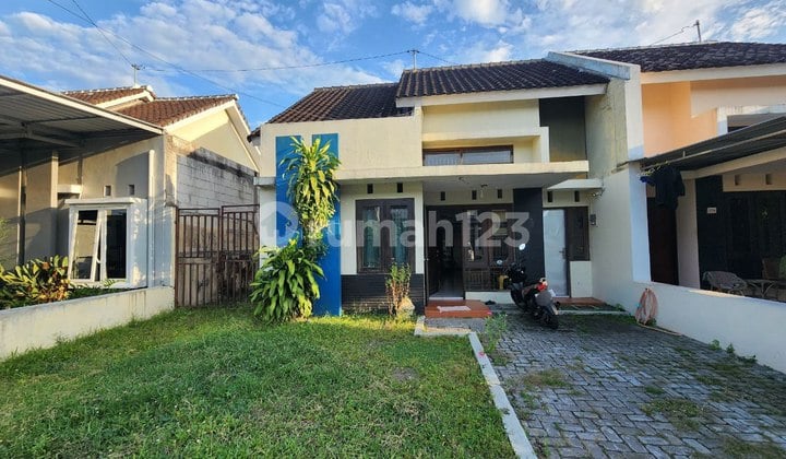 Rumah Cluster Nyaman Dekat The Heritage Singopuran Kartasura