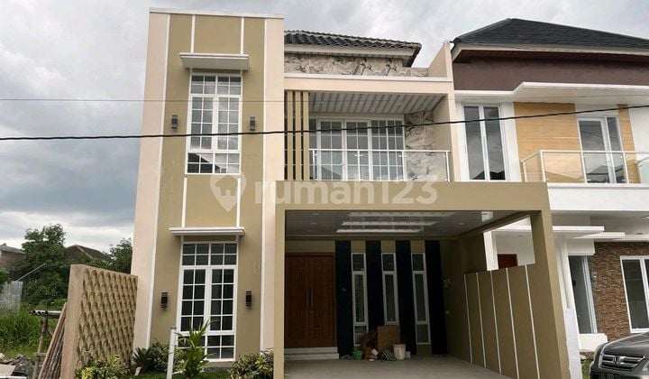 Rumah Minimalis 2 Lantai Dekat Bandara Solo