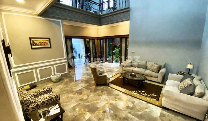 Rumah Luas Full Furnished Dawung Wetan Serengan Solo