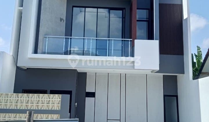 Rumah Scandinavian Siap Huni Dekat Ramada Hotel Solo