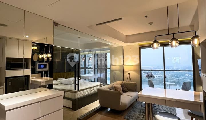 Disewakan Apartemen Gold Coast. Middle Floor. 1 Bedroom. Full Furnished