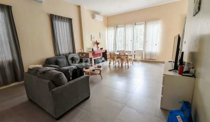 Dijual Rumah Rapih Siap Huni di Cendana Golf PIK. Semi Furnish