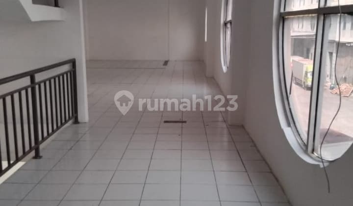 Disewakan Gudang Elang Laut. Full Renovasi Akses Kontainer 40 Feet