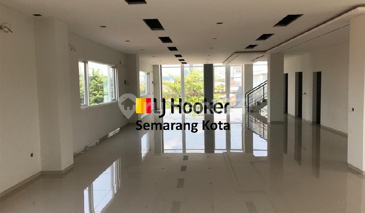 Bangunan Cocok Untuk Kantor di Daerah Kampung Kali