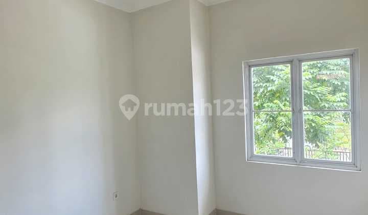 2-Story House in Michelia Cluster, Gading Serpong, Tangerang