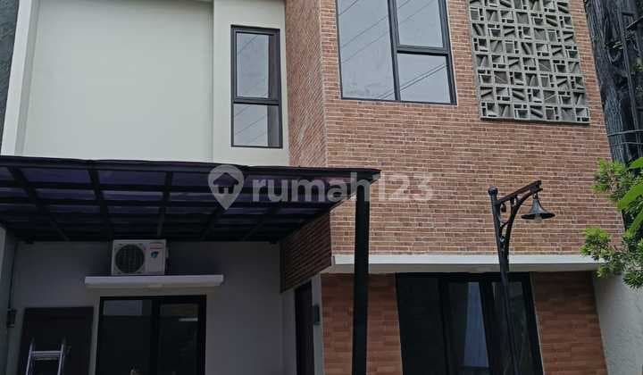 Rumah Baru di Bintaro