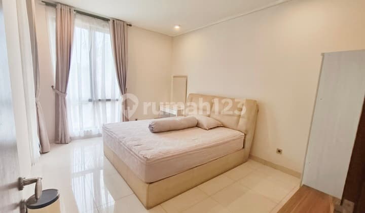 Rumah Kost Utk Karyawati di Bintaro Dekat Stasiun Pondok Ranji