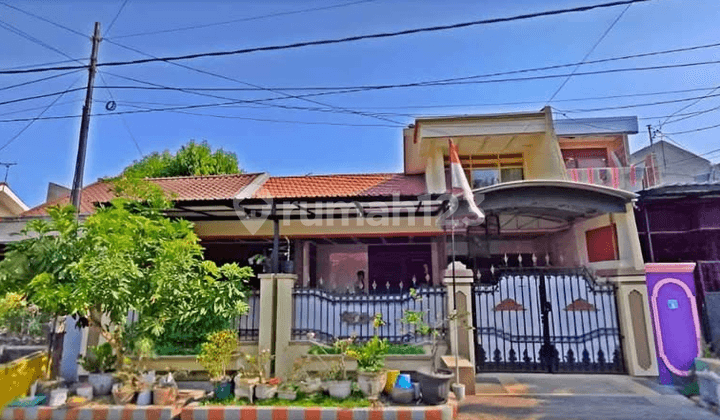 Rumah Rungkut Terawat Strategis Dekat Merr