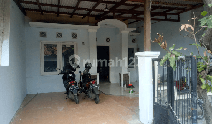 Rumah Siap Huni Strategis Dekat Merr