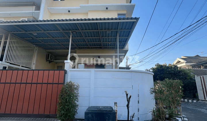Rumah Hook Siap Huni Sutorejo Dekat Raya Mulyosari