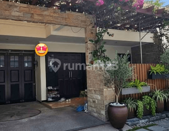 Rumah Bagus Siap Huni Klampis Semolo dekat MERR