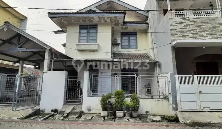 Rumah Hook Hitung Tanah Rungkut Asri Strategis Dekat Merr