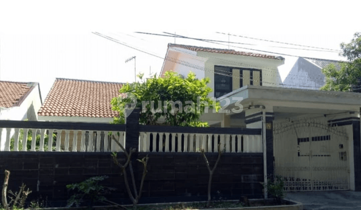 Rungkut Asri Siap Huni Strategis Row Jalan Kembar