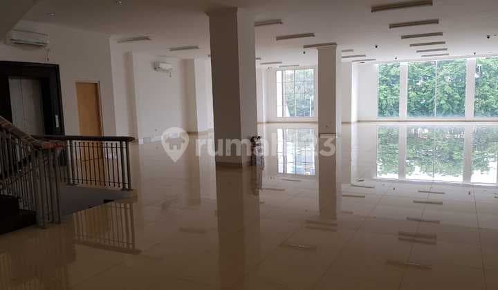 For Sale Gedung Cocok untuk Bisnis Dll Lokasi di Jalan Raya Jemursari