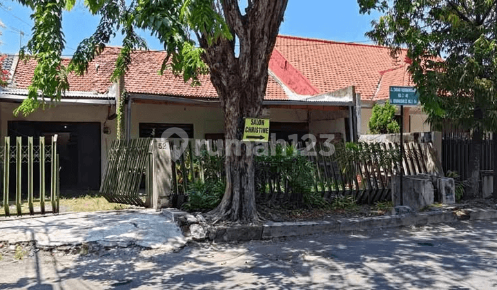 Rumah Kendangsari Strategis Dekat Raya Jemursari