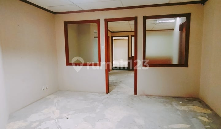 Gedung Tata Puri (MRT Dukuh Atas) Hub Ayu 08128236xxxx