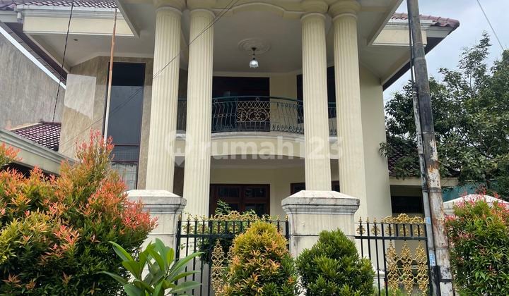 Rumah Unfurnished Bagus SHM - Sertifikat Hak Milik di Sek 5 Bintaro Jaya, Bintaro