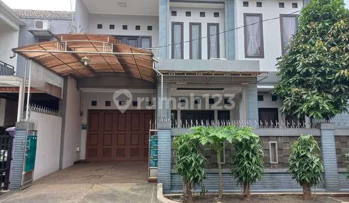 Ready-to-Occupy 2-Storey House in Villa Mutiara Sawah Baru - Tangsel | Land Area 216 m² / Building Area 300 m² | Certificate of Ownership, Well and Water Pump Included