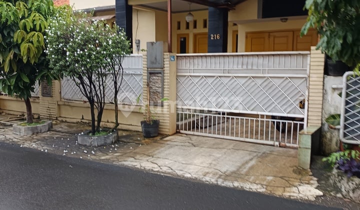 Rumah murah 2 lt di Jl Brama tama, Karang Tengah, Tangerang.