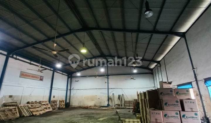 Gudang di Ngamprah, Aman dan Nyaman Dekat Fasilitas Umum