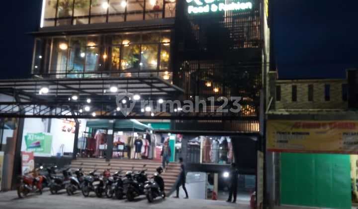 Ruko di Batununggal Bandung, 4 Lantai Mewah Strategis Siap Pakai