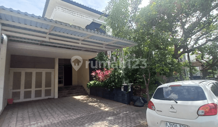 Rumah di Kota Baru Parahyangan, Bagus Luas Tatar Ratna Sasih