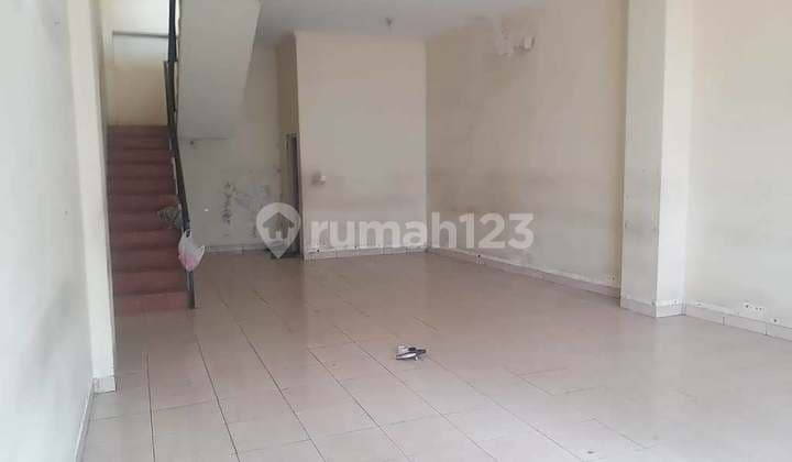 Ruko di Ngamprah, 3 Lantai Samping Jalan Depan Ateja Gadobangkong